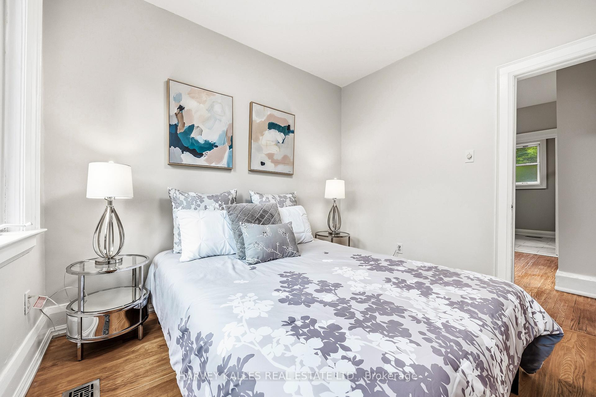 Photo 17 of 232 Belsize Drive, Toronto, Mount Pleasant East — HOMEH