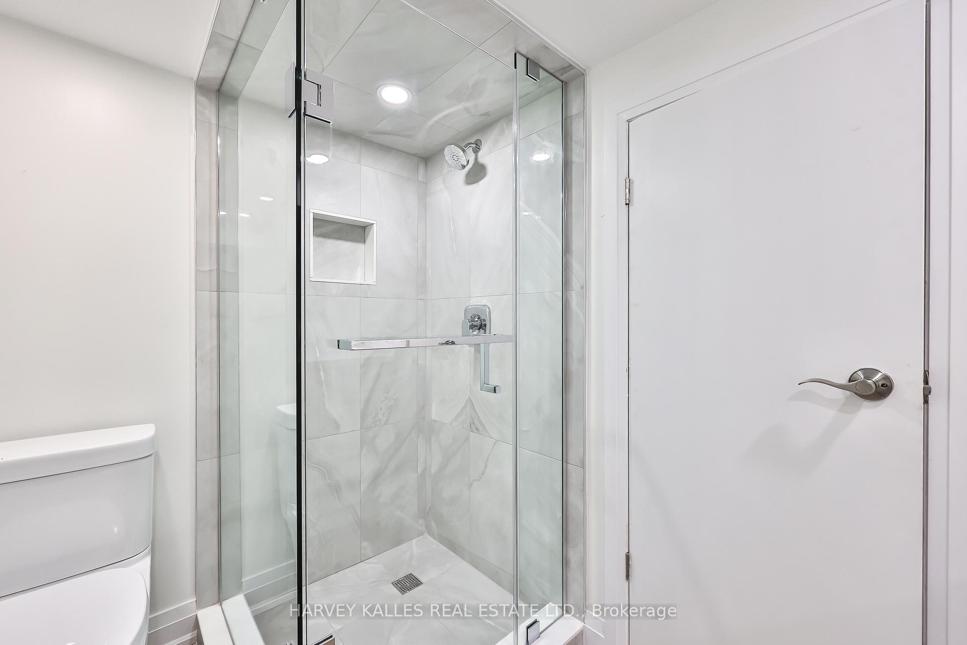 Photo 26 of 232 Belsize Drive, Toronto, Mount Pleasant East — HOMEH