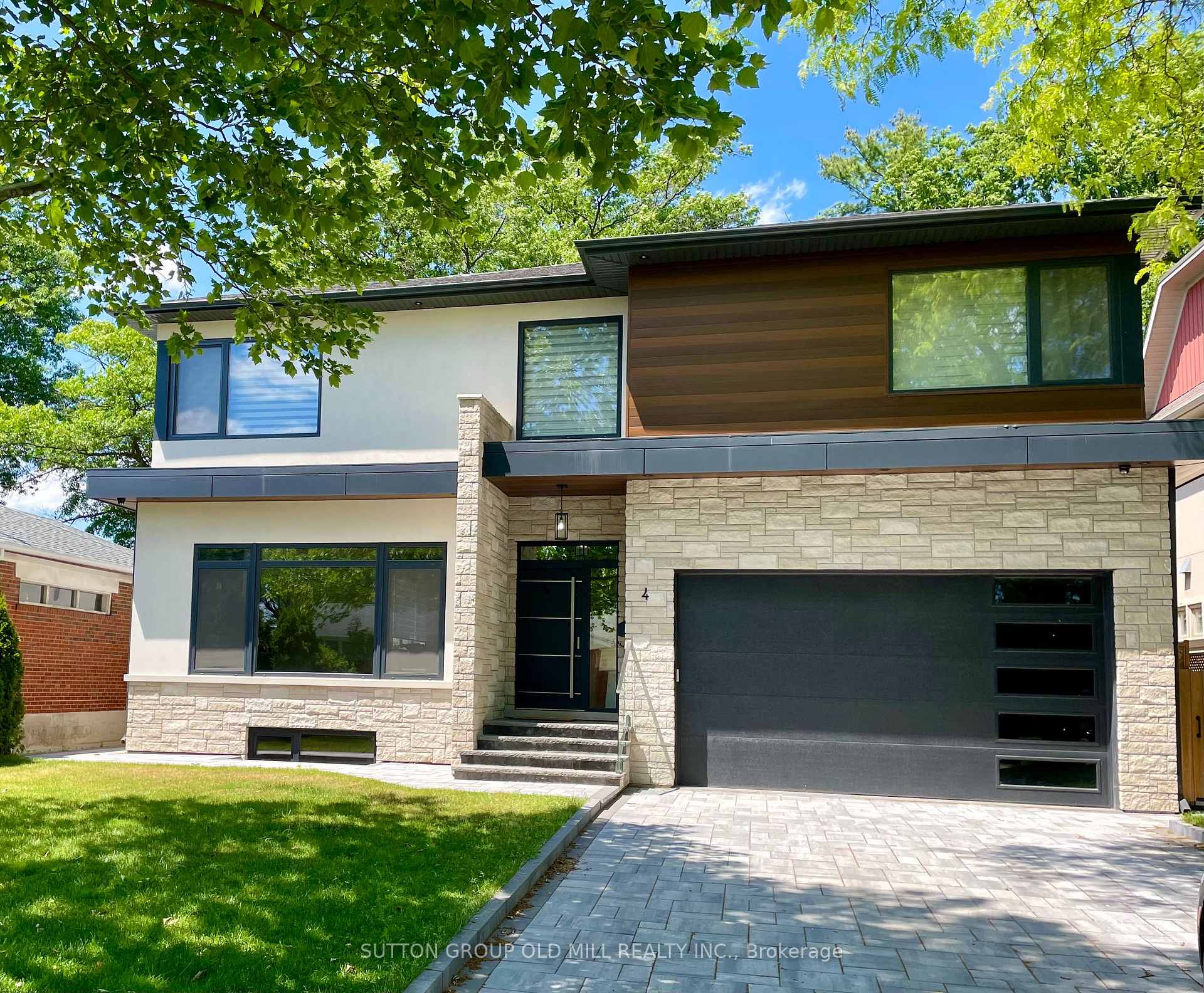 Photo 1 of 4 Leamington Avenue, Etobicoke, Stonegate-Queensway — HOMEH
