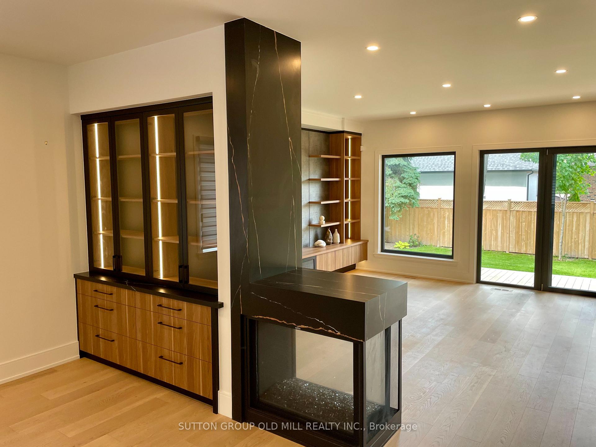 Photo 10 of 4 Leamington Avenue, Etobicoke, Stonegate-Queensway — HOMEH