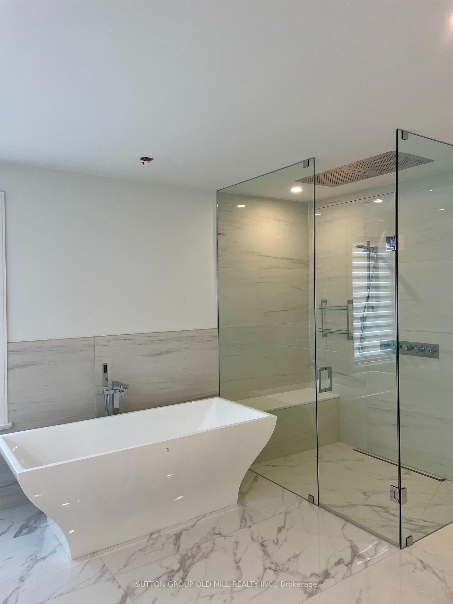 Photo 19 of 4 Leamington Avenue, Etobicoke, Stonegate-Queensway — HOMEH