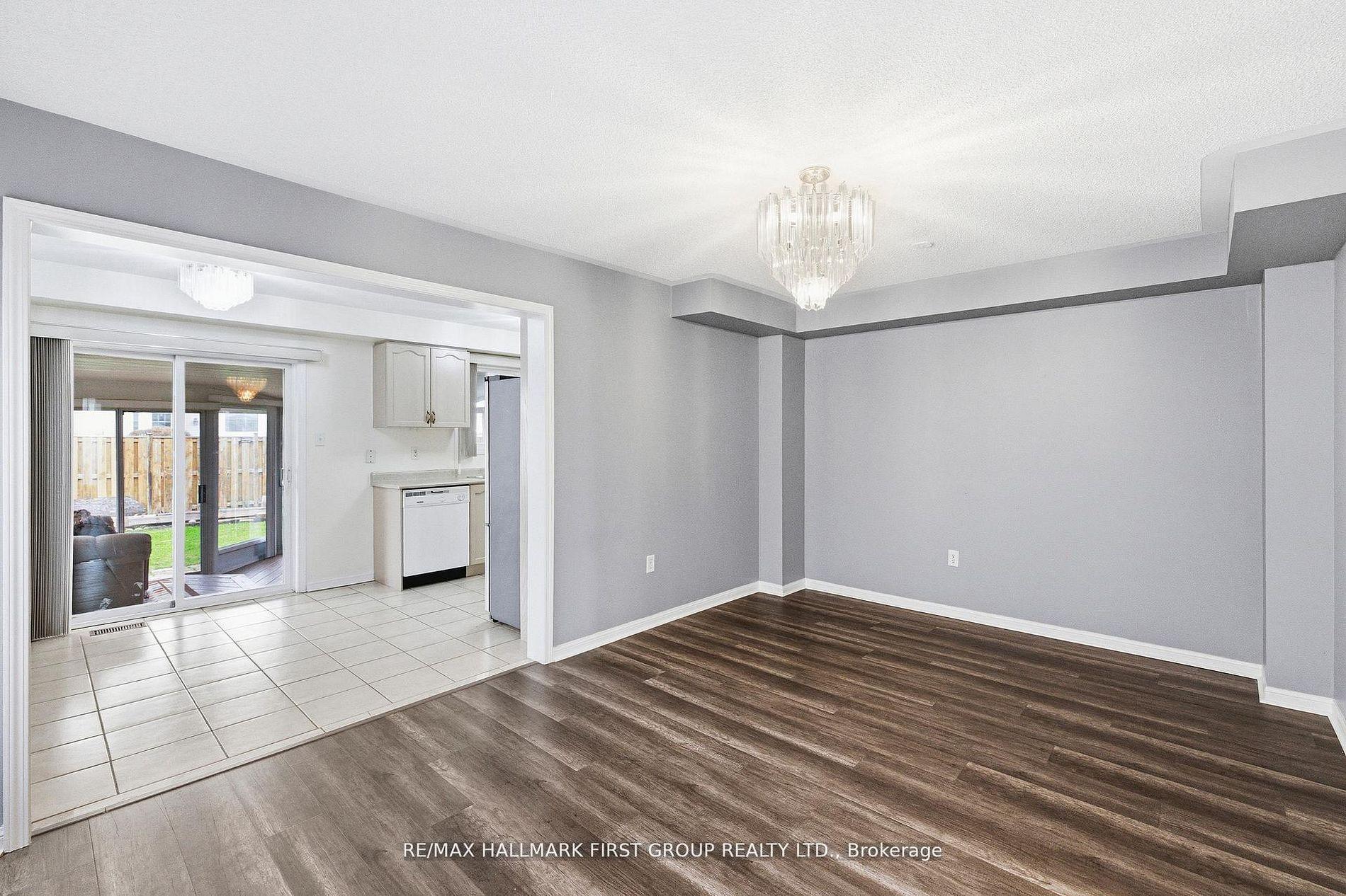 Photo 7 of 32 Samandria Avenue, Whitby, Taunton North — HOMEH