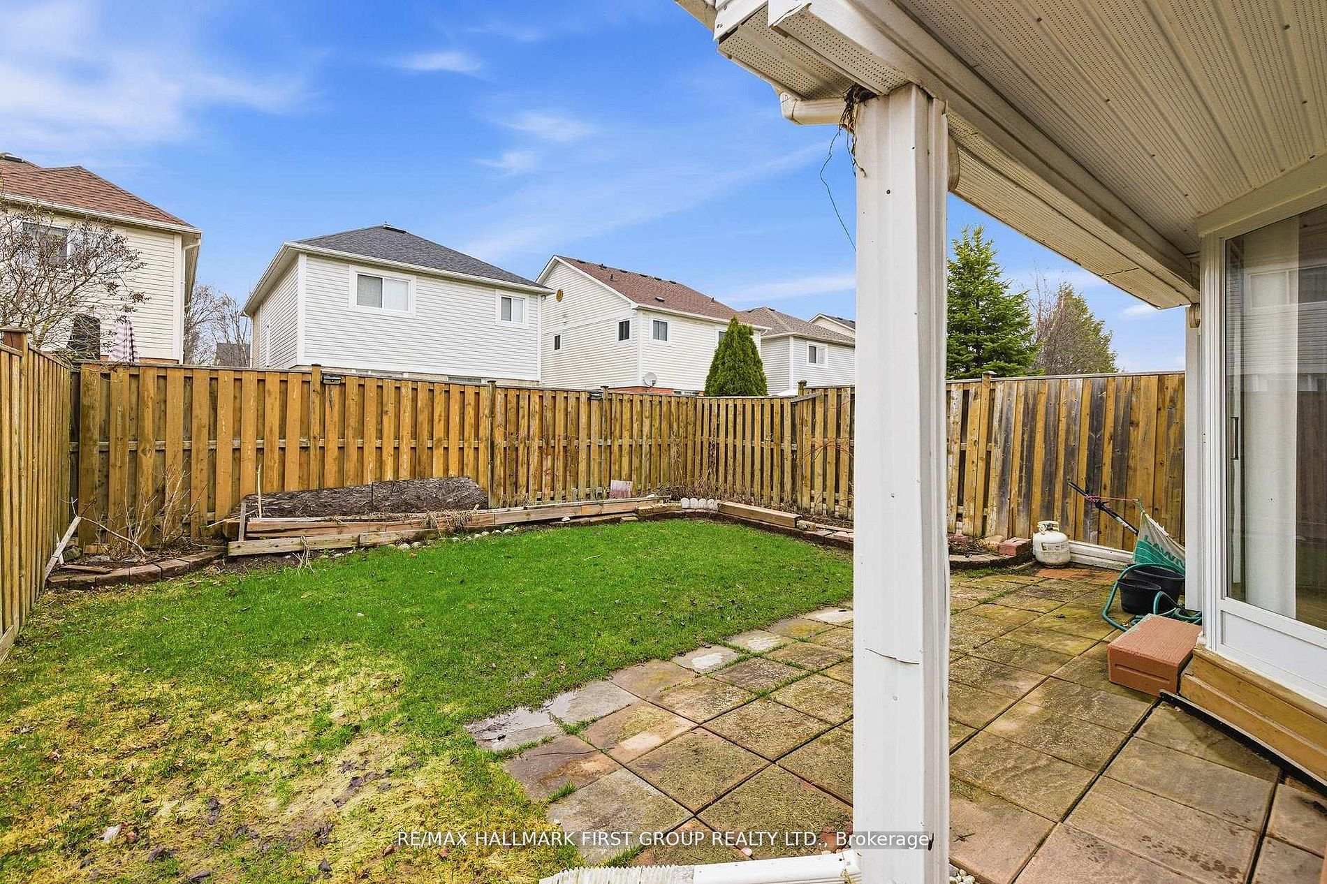 Photo 25 of 32 Samandria Avenue, Whitby, Taunton North — HOMEH
