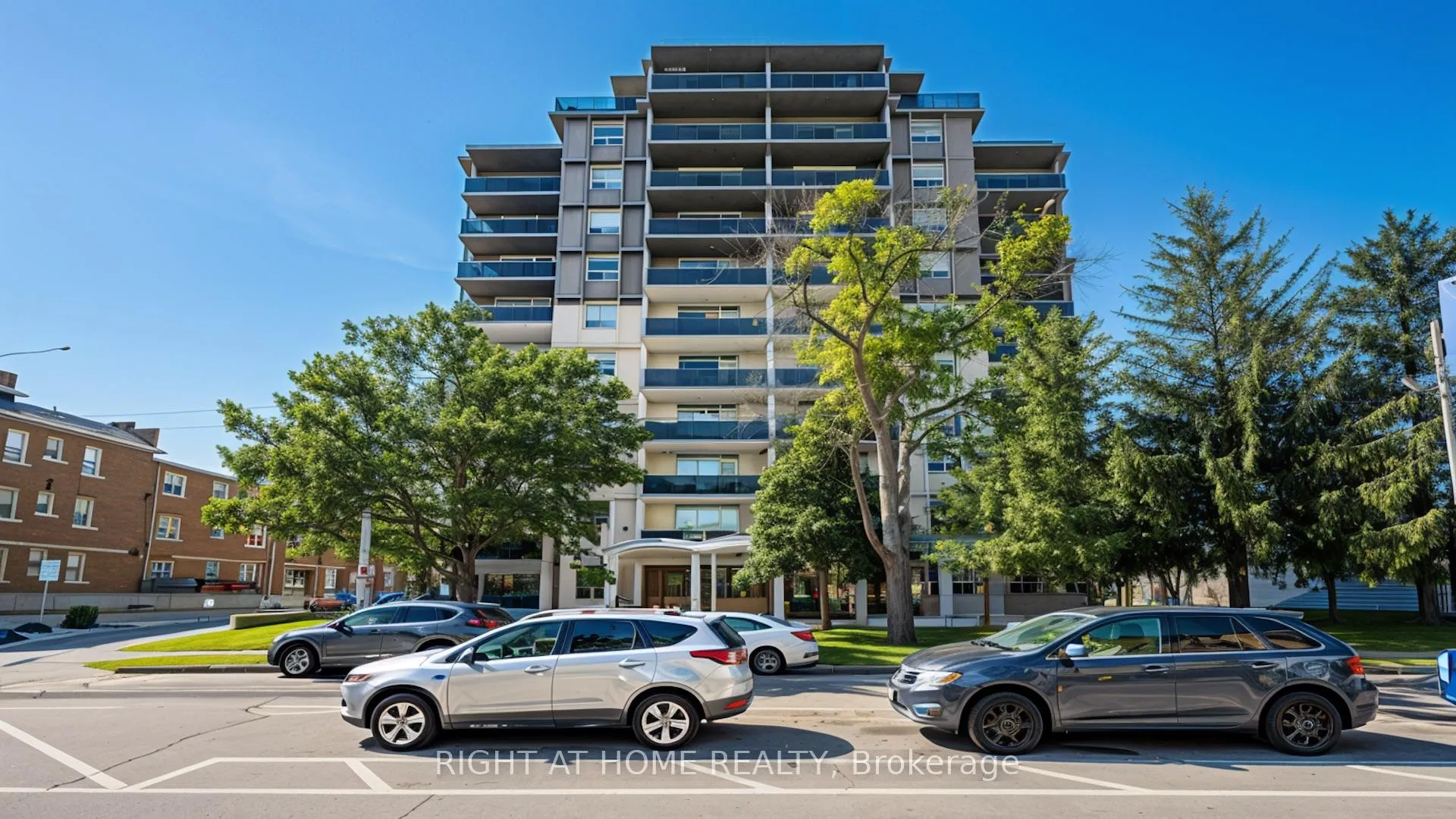 Photo 1 of Unit 1002, 133 Herkimer Street, Hamilton, Durand — HOMEH
