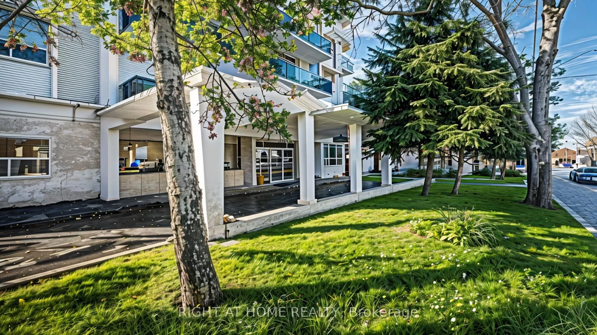 Photo 2 of Unit 1002, 133 Herkimer Street, Hamilton, Durand — HOMEH