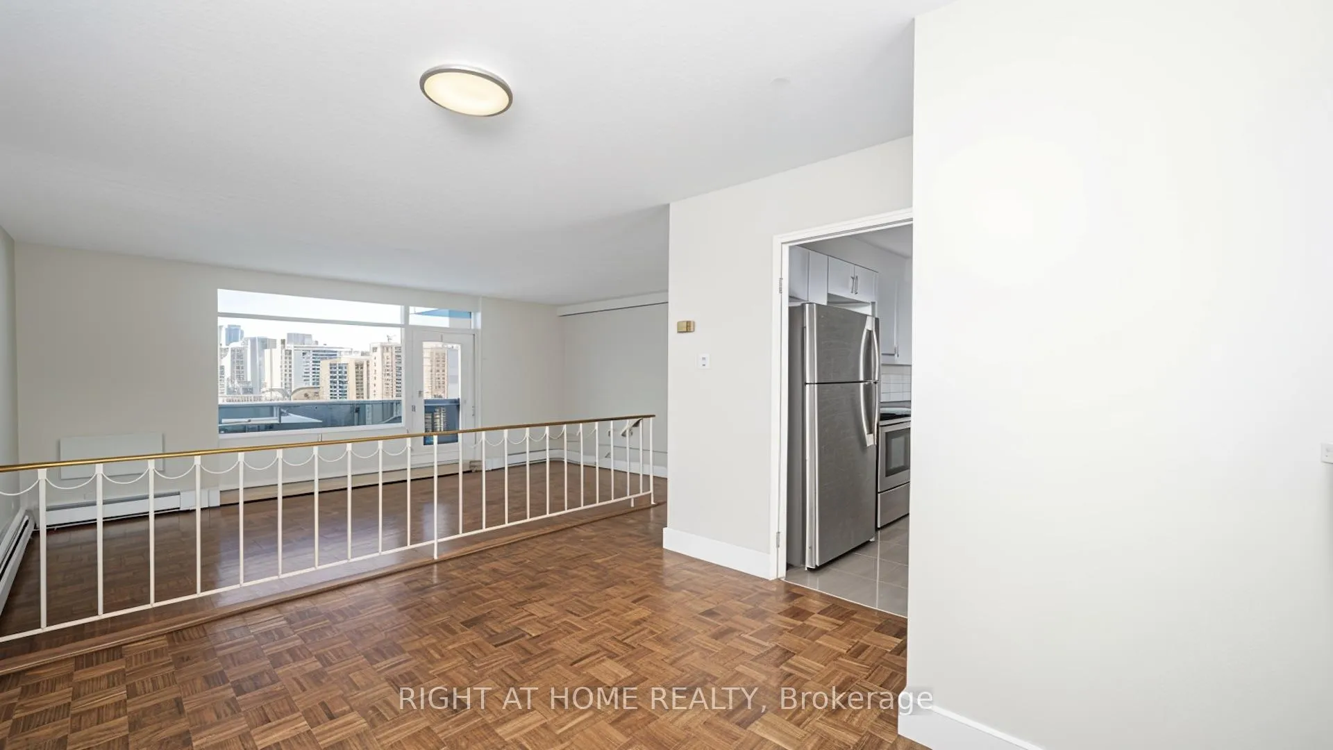 Photo 9 of Unit 1002, 133 Herkimer Street, Hamilton, Durand — HOMEH
