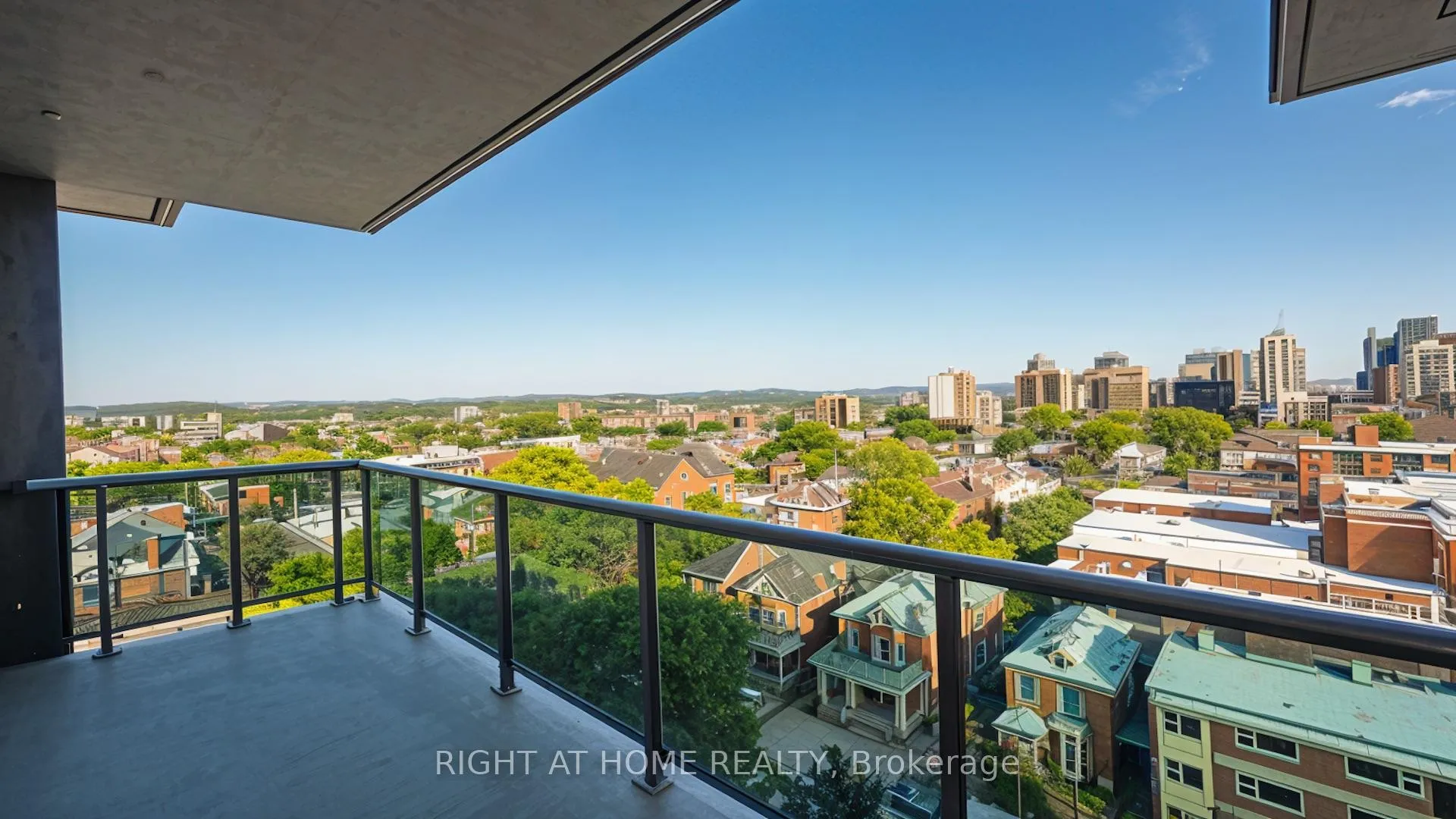 Photo 18 of Unit 1002, 133 Herkimer Street, Hamilton, Durand — HOMEH