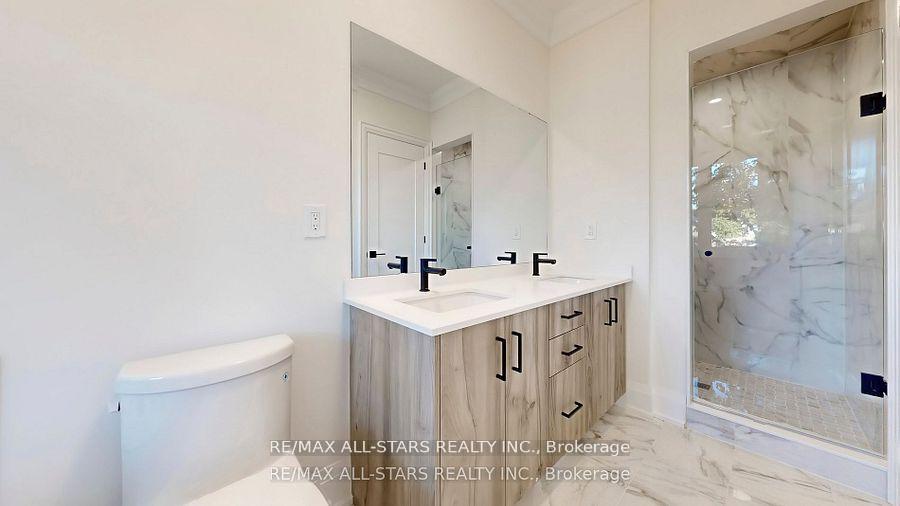 Photo 25 of 50 Third Avenue S, Uxbridge — HOMEH