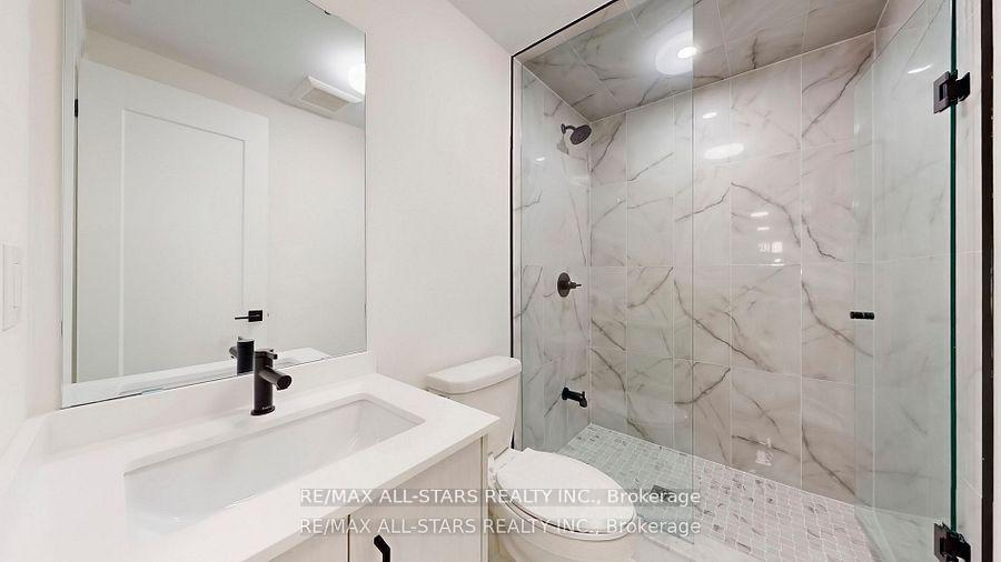 Photo 37 of 50 Third Avenue S, Uxbridge — HOMEH