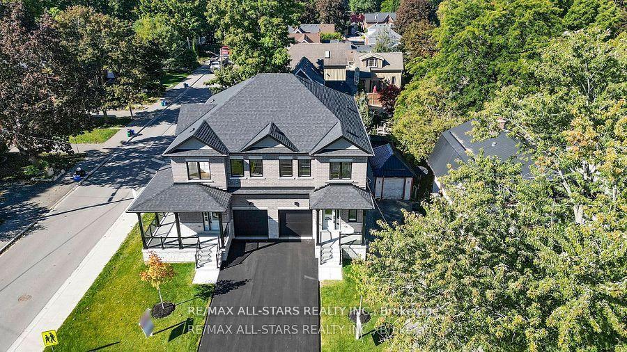 Photo 43 of 50 Third Avenue S, Uxbridge — HOMEH