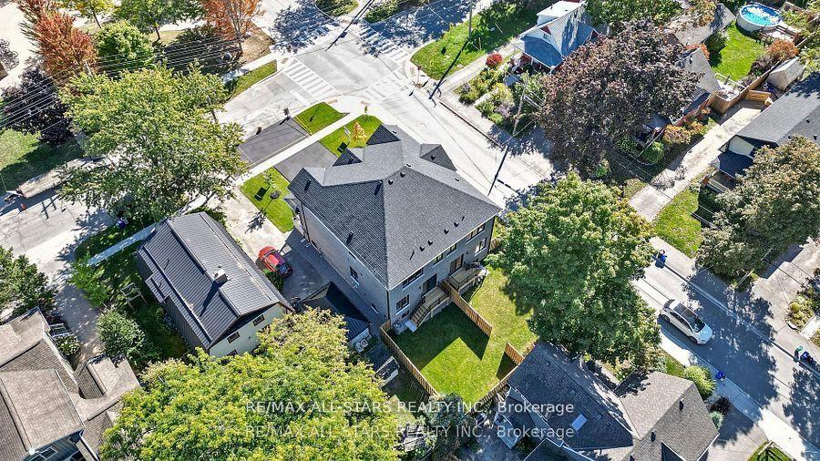 Photo 48 of 50 Third Avenue S, Uxbridge — HOMEH