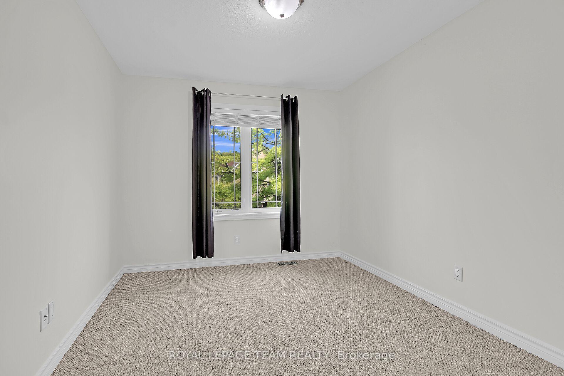 Photo 8 of 159 Tacom Circle, Ottawa, Barrhaven - Strandherd — HOMEH