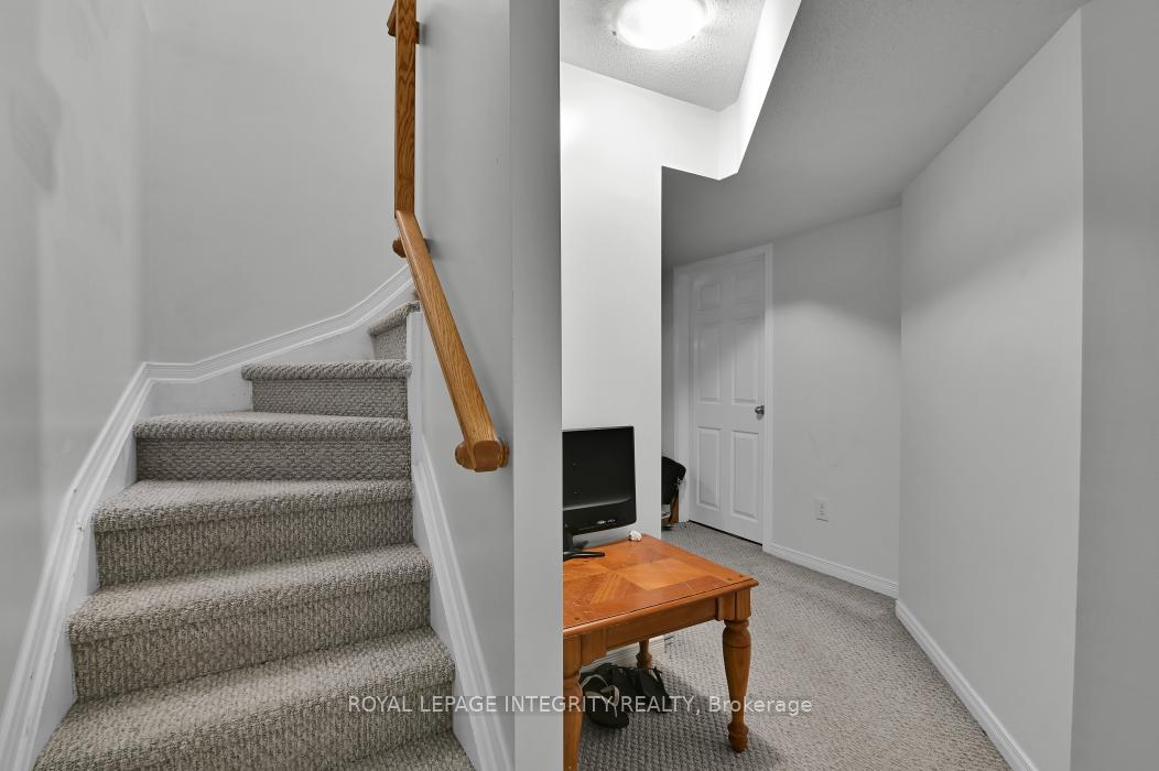 Photo 6 of 161 Romina Street, Ottawa, Kanata - Emerald Meadows/Trailwest — HOMEH