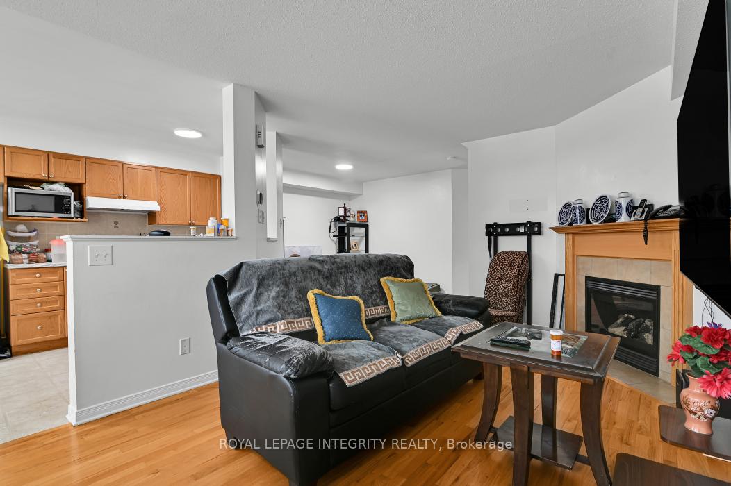 Photo 14 of 161 Romina Street, Ottawa, Kanata - Emerald Meadows/Trailwest — HOMEH