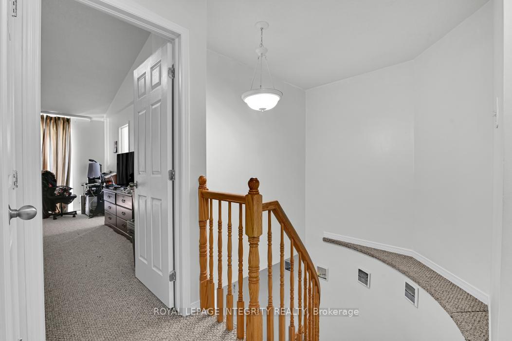 Photo 19 of 161 Romina Street, Ottawa, Kanata - Emerald Meadows/Trailwest — HOMEH