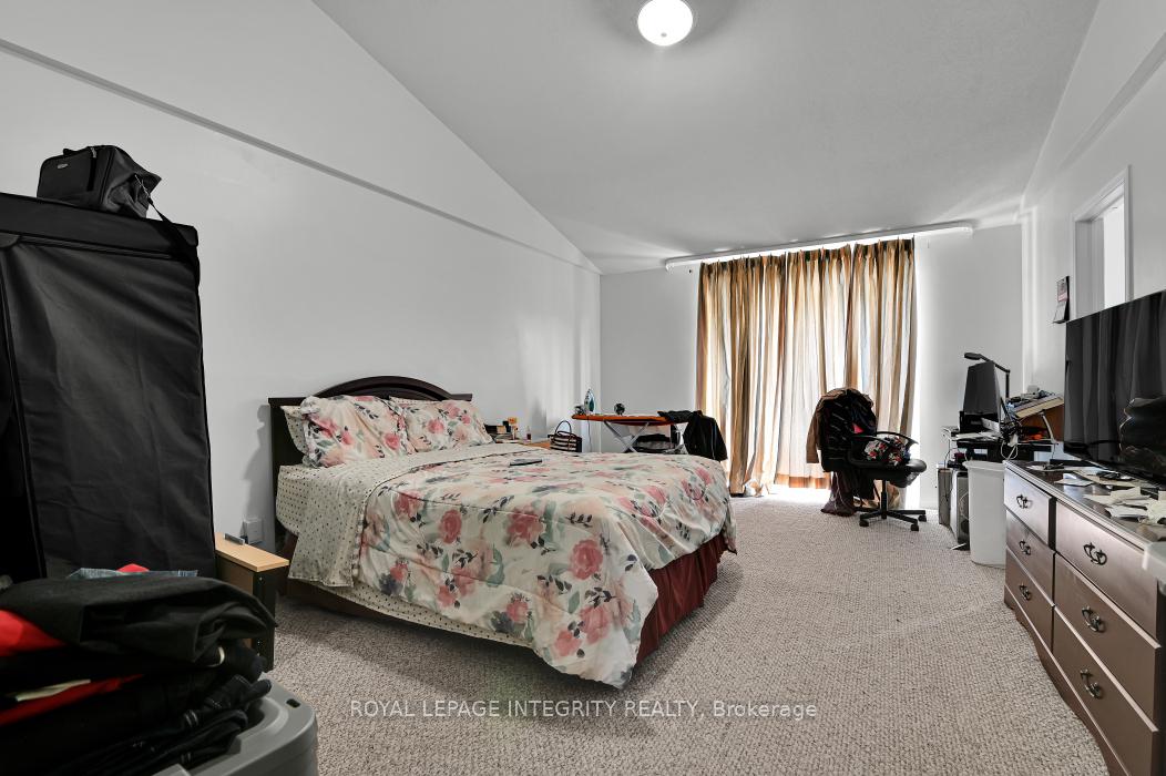 Photo 20 of 161 Romina Street, Ottawa, Kanata - Emerald Meadows/Trailwest — HOMEH