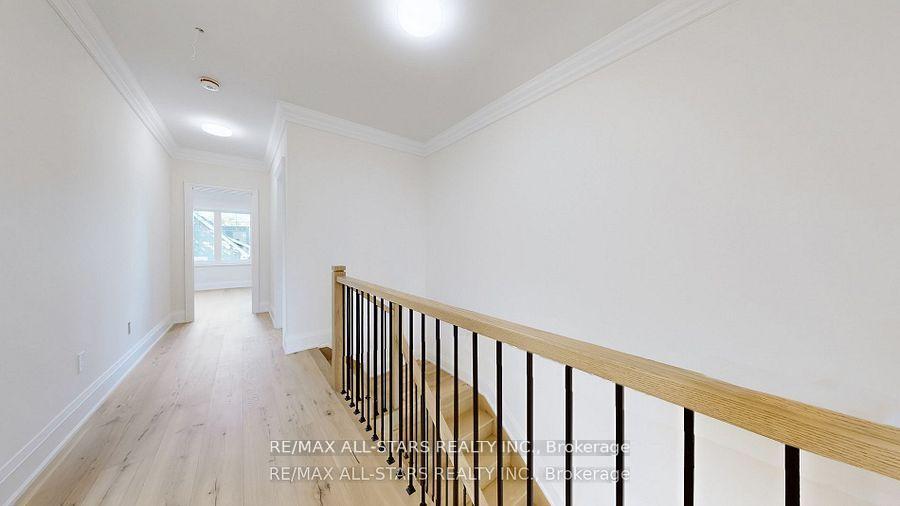 Photo 16 of 48 Third Avenue S, Uxbridge — HOMEH