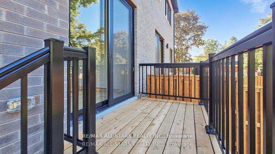 Photo 35 of 48 Third Avenue S, Uxbridge — HOMEH