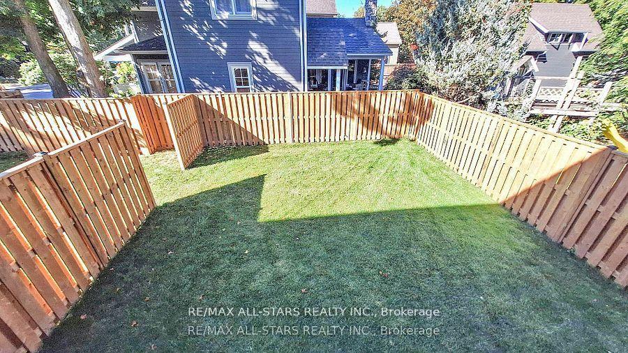 Photo 36 of 48 Third Avenue S, Uxbridge — HOMEH