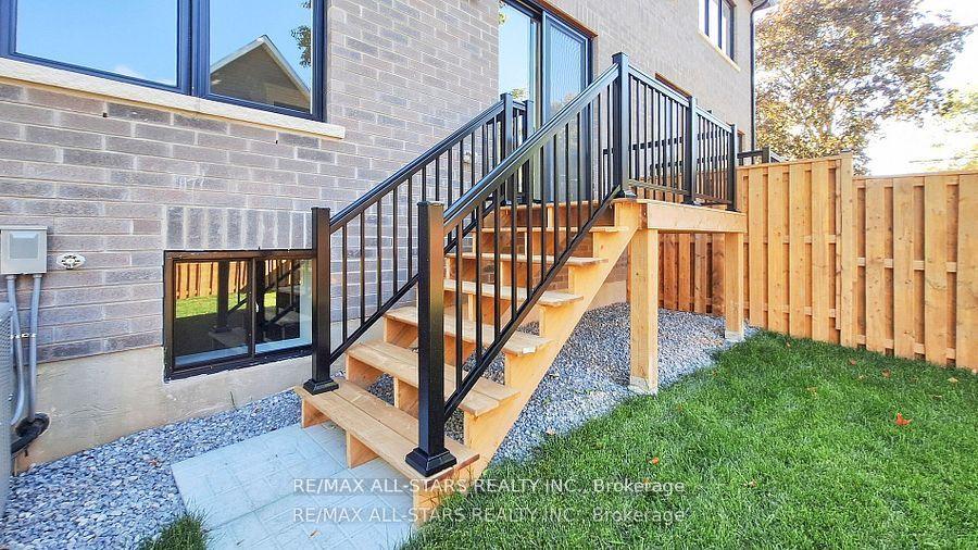 Photo 37 of 48 Third Avenue S, Uxbridge — HOMEH