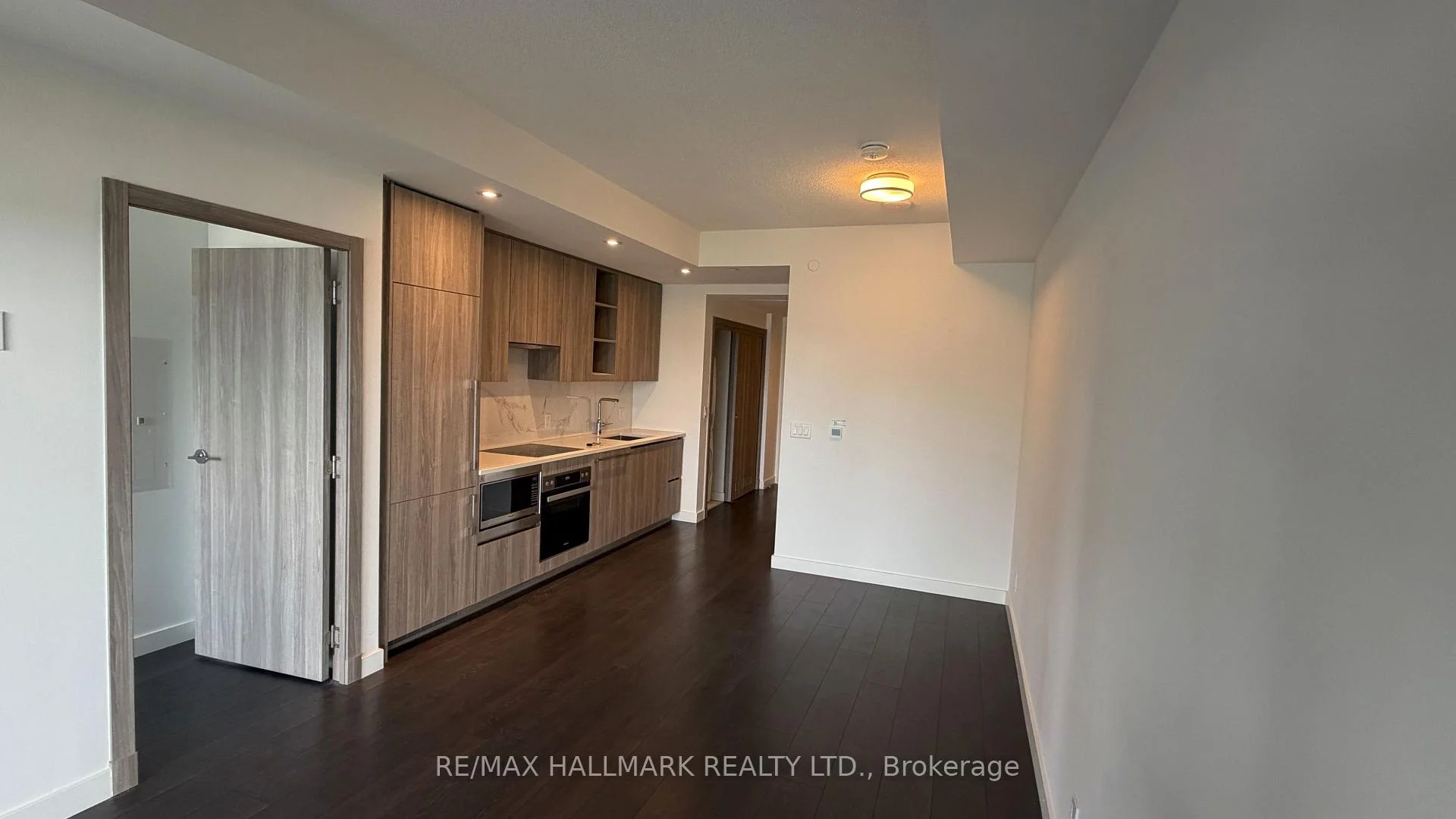 Photo 3 of Unit 1211, 27 Mcmahon Drive, North York, Bayview Village — HOMEH