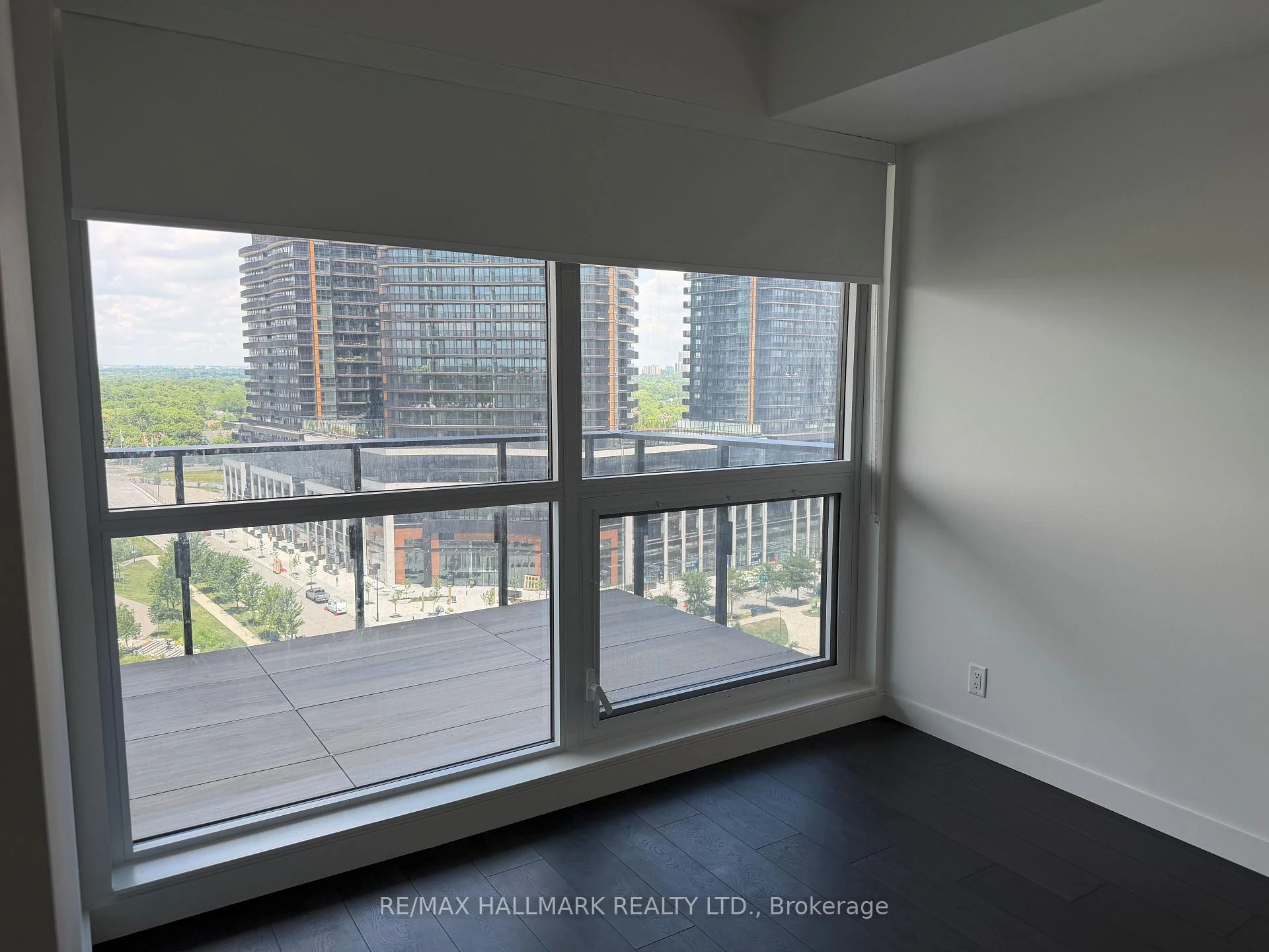 Photo 12 of Unit 1211, 27 Mcmahon Drive, North York, Bayview Village — HOMEH