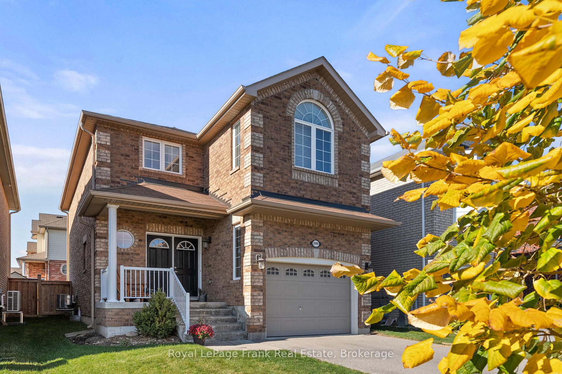 Photo 2 of 2086 Galloway Street, Innisfil, Alcona — HOMEH