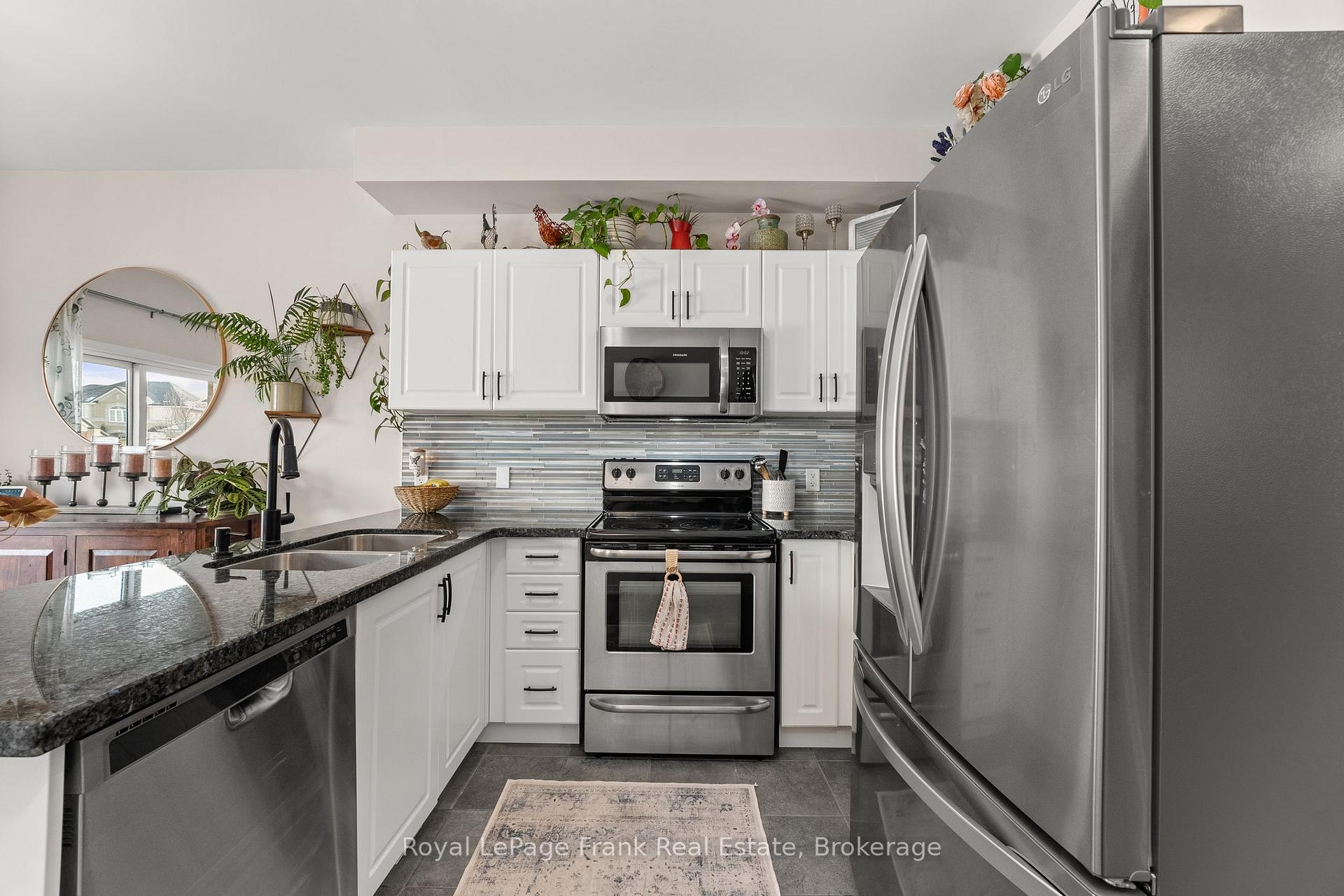 Photo 14 of 2086 Galloway Street, Innisfil, Alcona — HOMEH