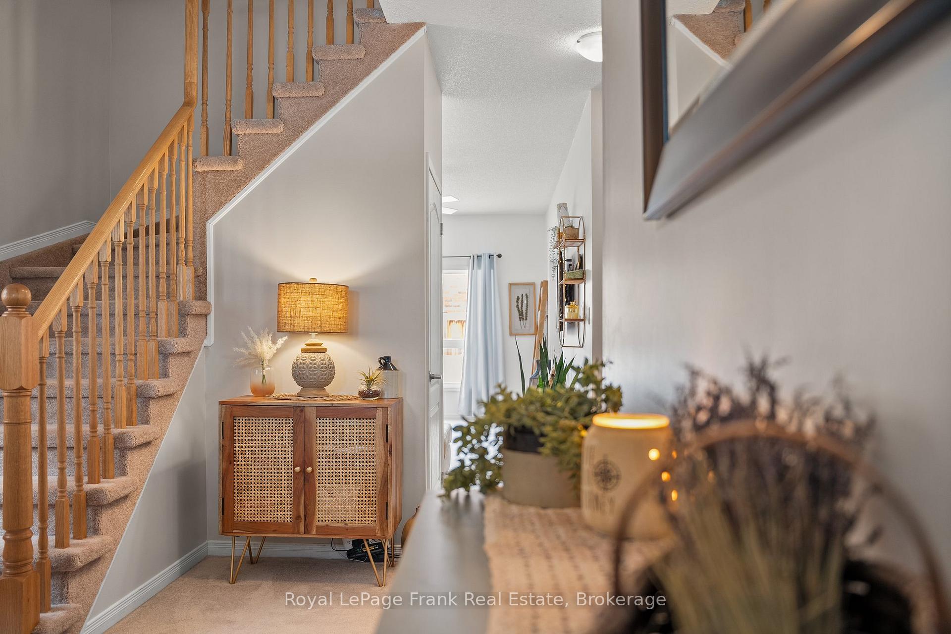 Photo 28 of 2086 Galloway Street, Innisfil, Alcona — HOMEH