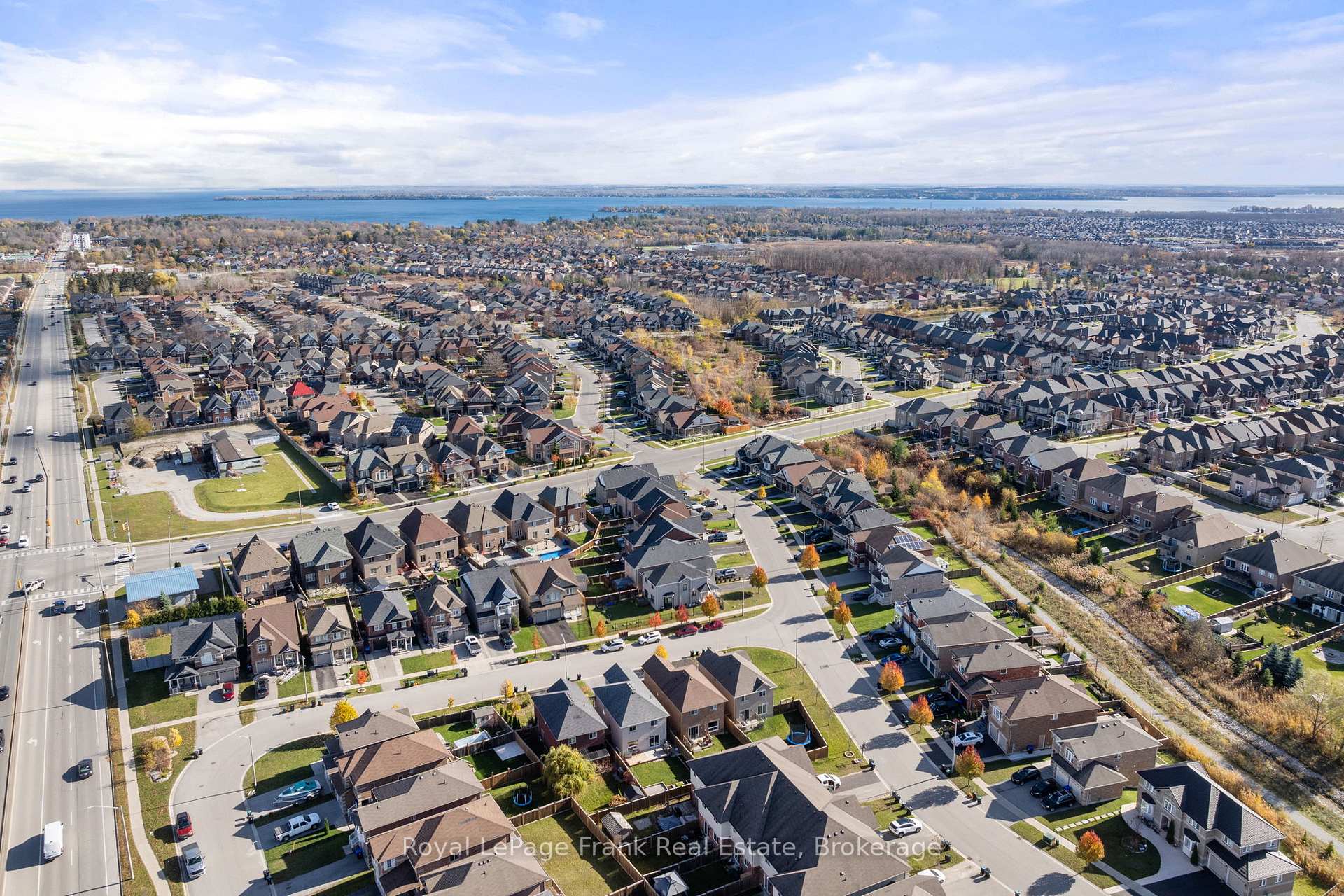 Photo 44 of 2086 Galloway Street, Innisfil, Alcona — HOMEH