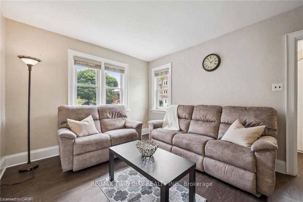 Photo 4 of 148 Waterloo Street, Waterloo, Mount Hope Huron Park — HOMEH