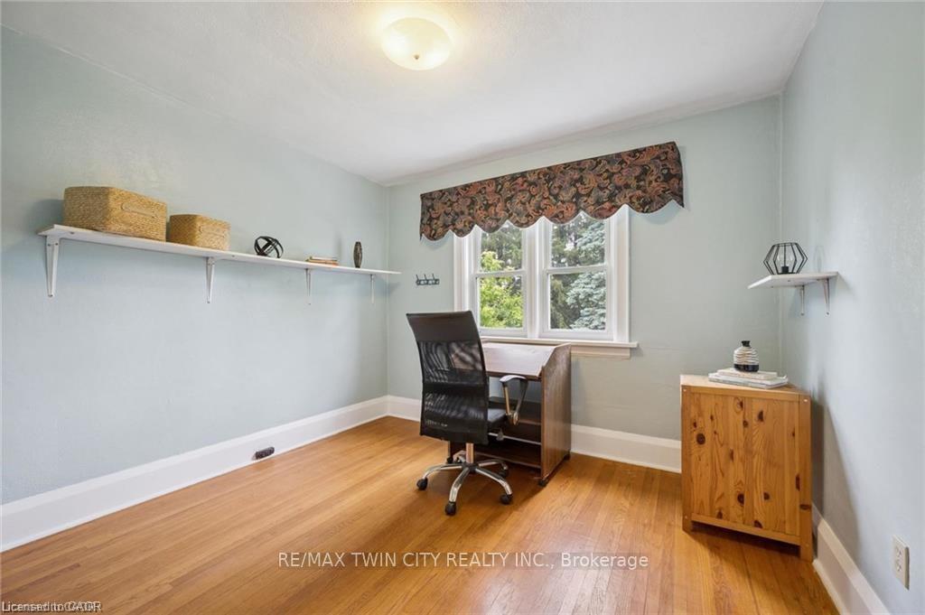 Photo 15 of 148 Waterloo Street, Waterloo, Mount Hope Huron Park — HOMEH
