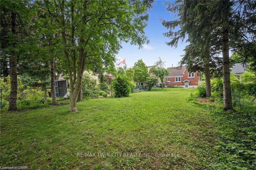 Photo 23 of 148 Waterloo Street, Waterloo, Mount Hope Huron Park — HOMEH