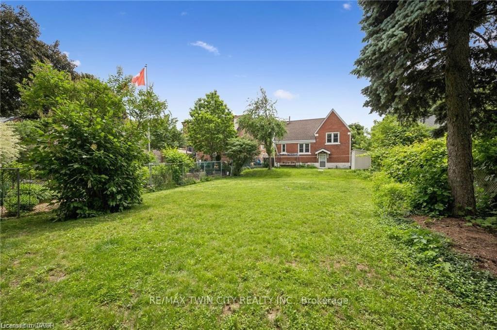 Photo 25 of 148 Waterloo Street, Waterloo, Mount Hope Huron Park — HOMEH