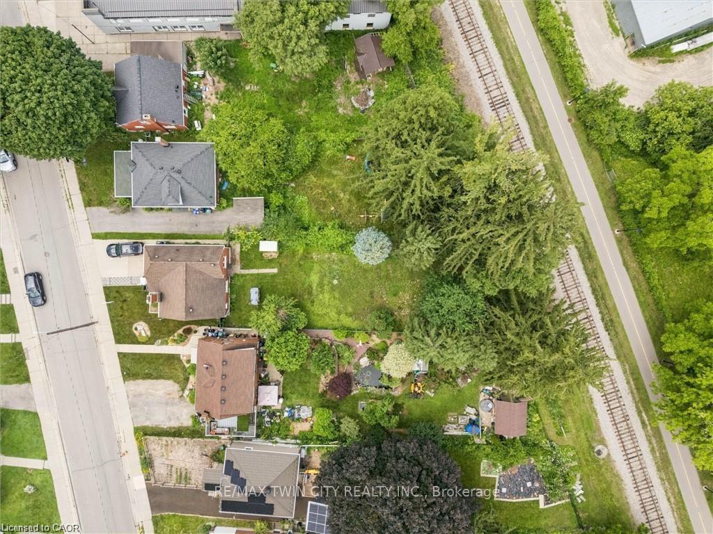 Photo 27 of 148 Waterloo Street, Waterloo, Mount Hope Huron Park — HOMEH
