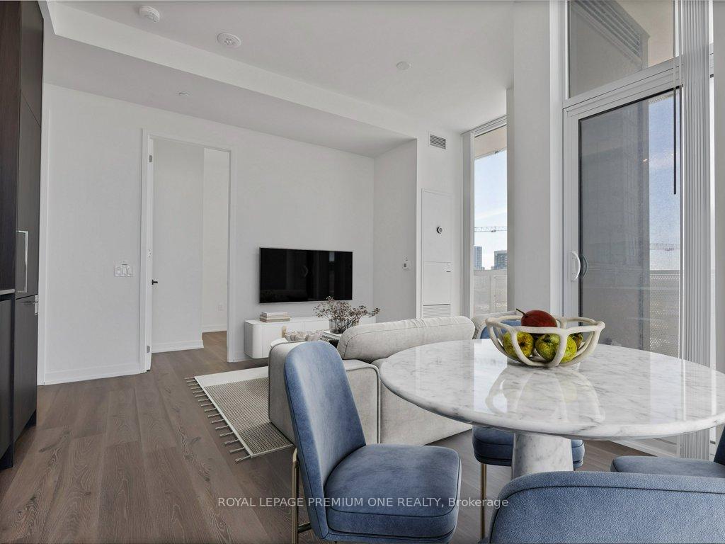 Photo 8 of Unit 605, 225 Commerce Street, Vaughan, Vaughan Corporate Centre — HOMEH