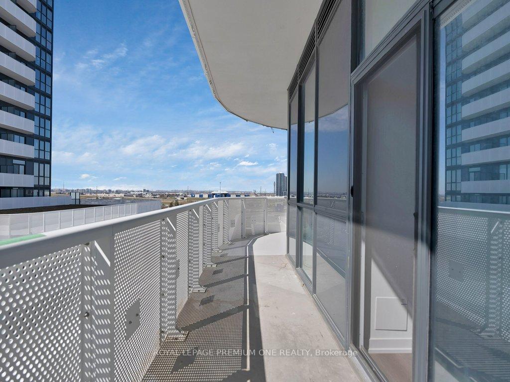 Photo 16 of Unit 605, 225 Commerce Street, Vaughan, Vaughan Corporate Centre — HOMEH