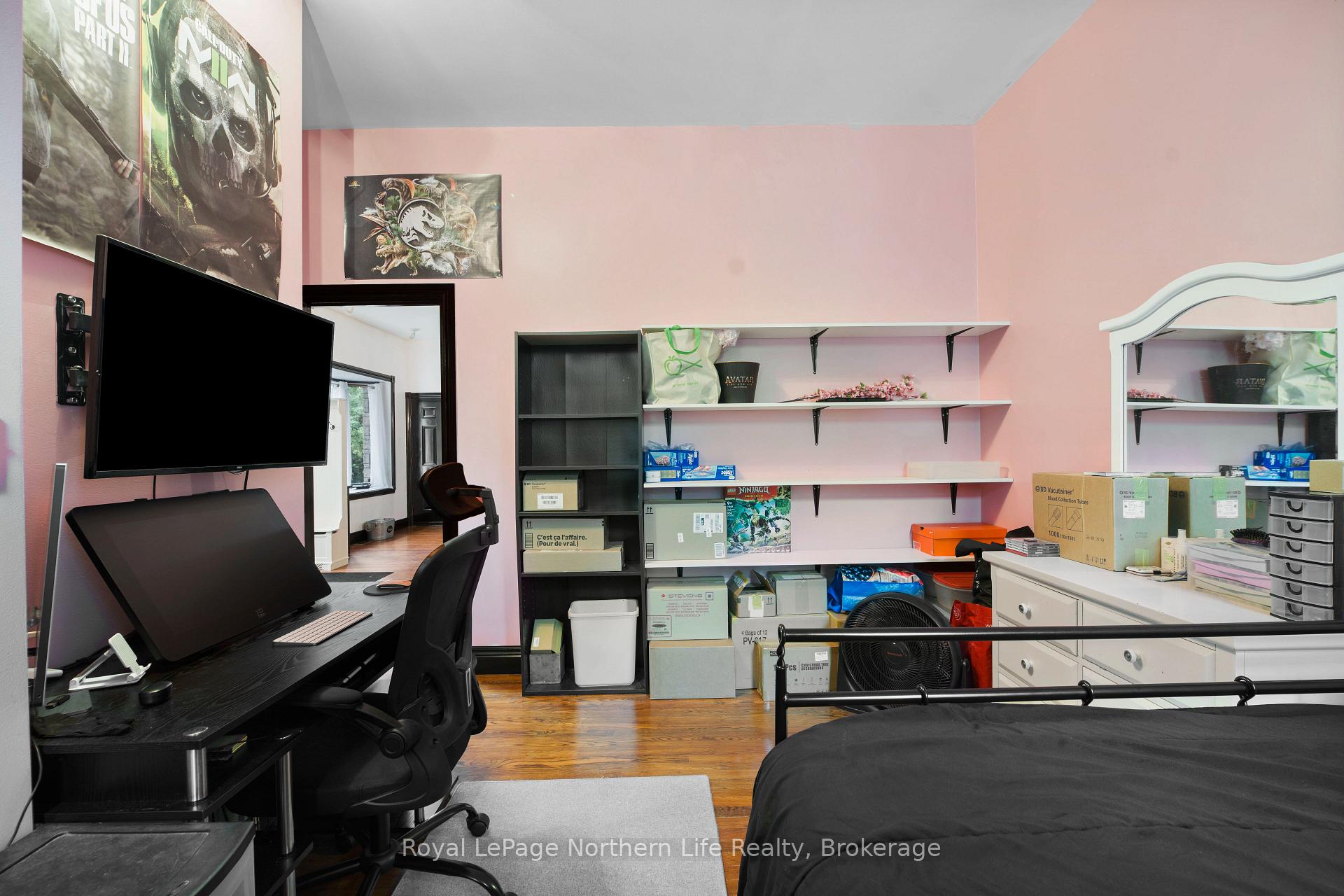 Photo 33 of 421 Collins Drive, North Bay, Airport — HOMEH