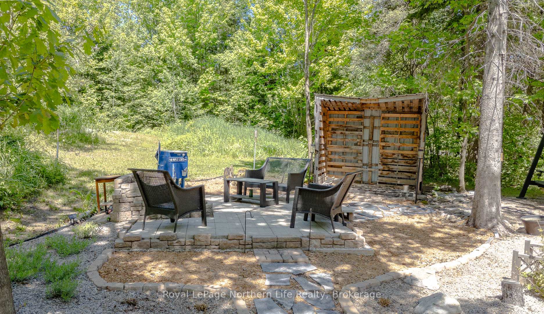 Photo 47 of 421 Collins Drive, North Bay, Airport — HOMEH