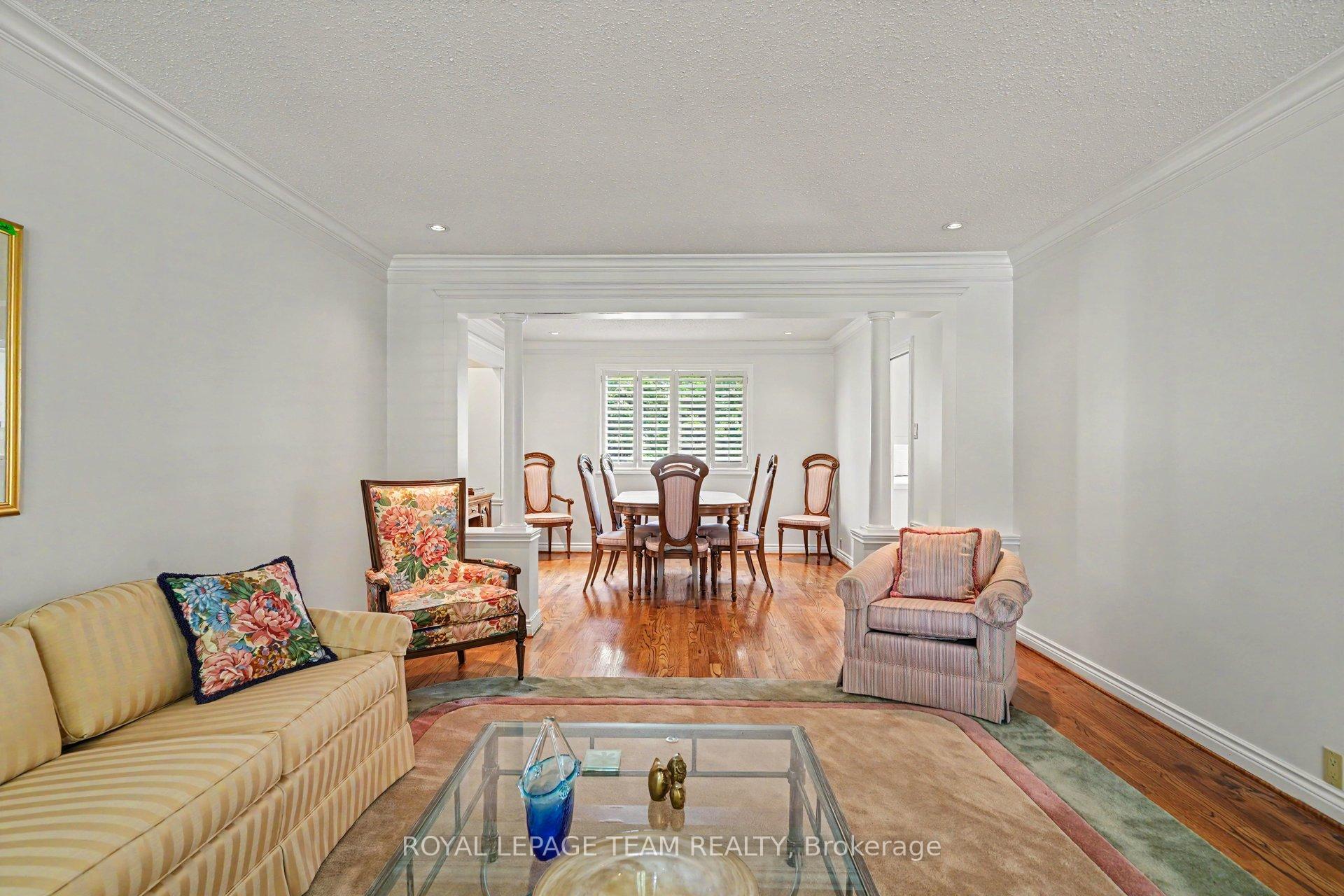 Photo 9 of 907 Dresden Crescent, Ottawa, Whitehaven — HOMEH