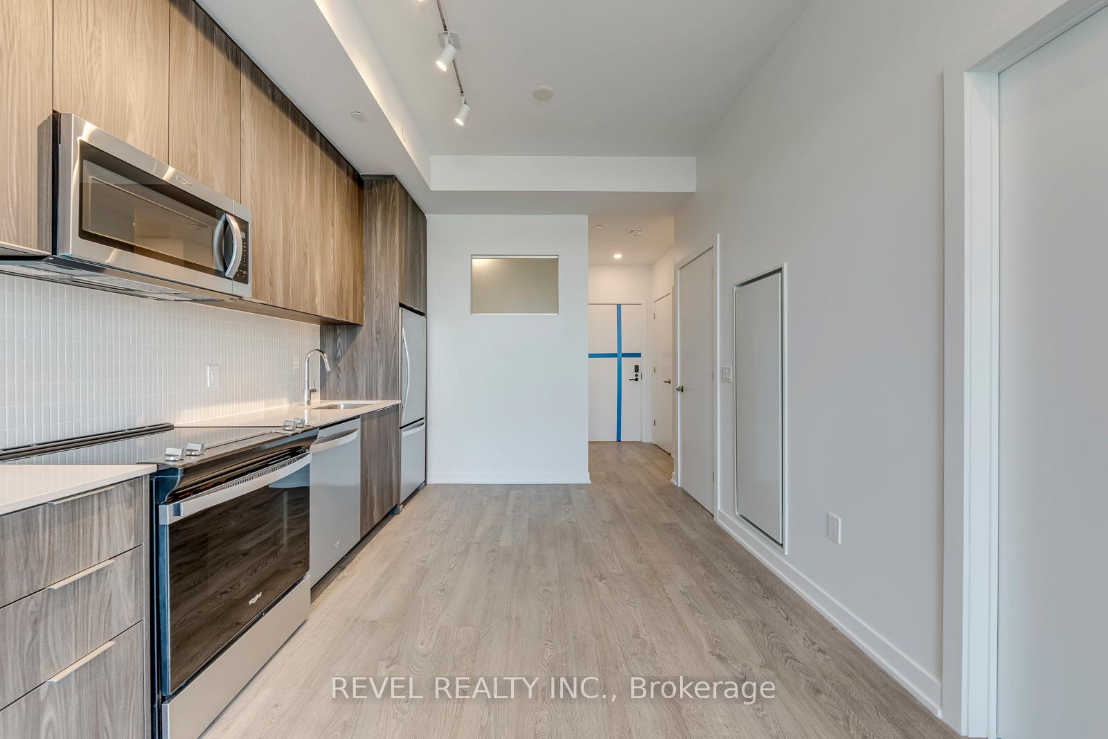 Photo 9 of Unit E103, 740 Whitlock Avenue, Milton, Cobban — HOMEH