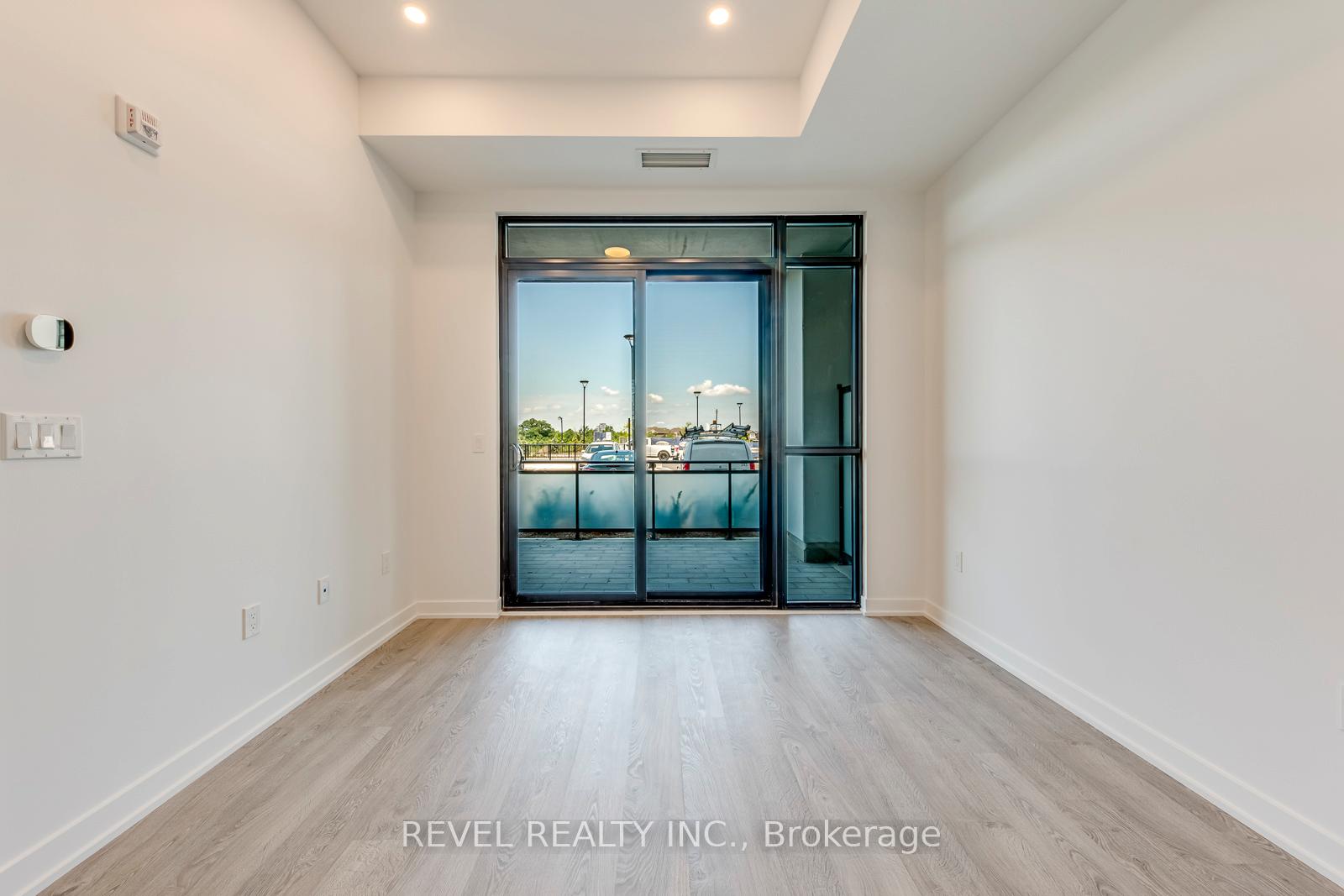 Photo 15 of Unit E103, 740 Whitlock Avenue, Milton, Cobban — HOMEH