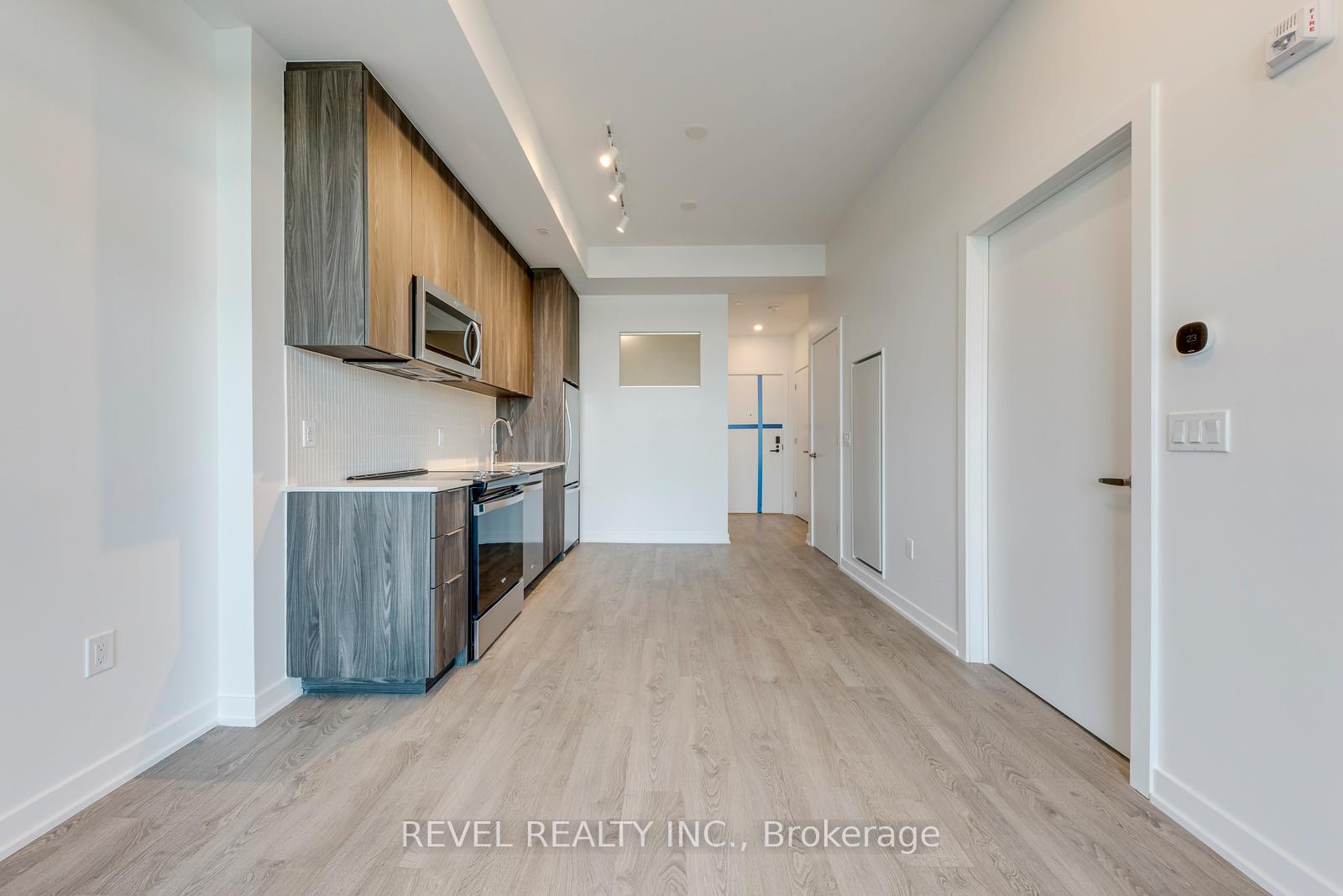Photo 16 of Unit E103, 740 Whitlock Avenue, Milton, Cobban — HOMEH