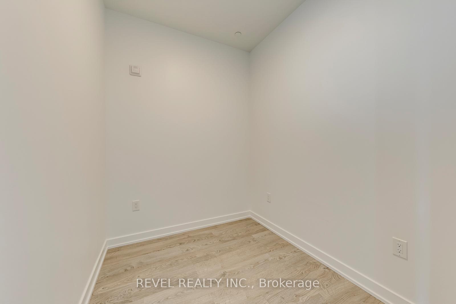 Photo 23 of Unit E103, 740 Whitlock Avenue, Milton, Cobban — HOMEH