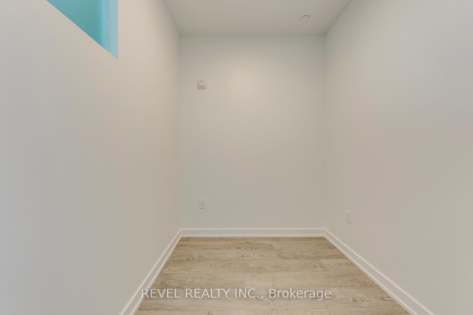Photo 24 of Unit E103, 740 Whitlock Avenue, Milton, Cobban — HOMEH