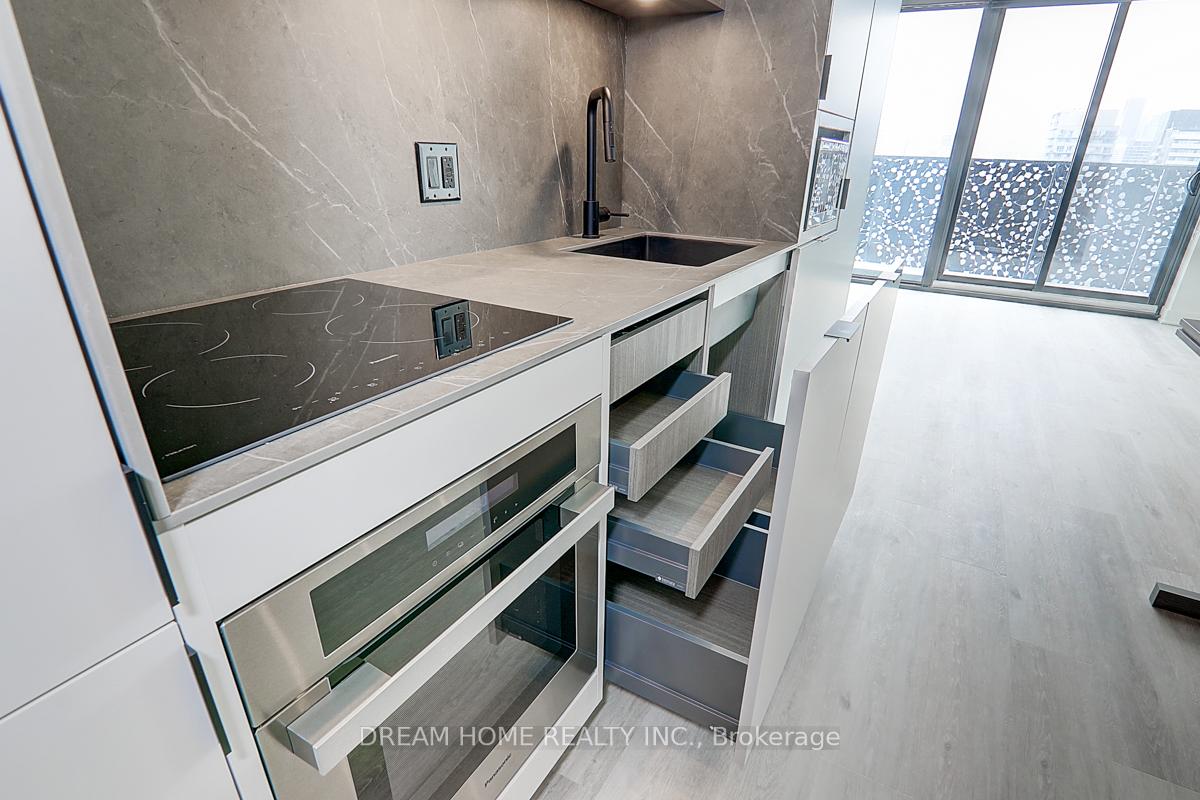 Photo 19 of Unit 3002, 55 Charles Street E, Toronto, Church-Yonge Corridor — HOMEH