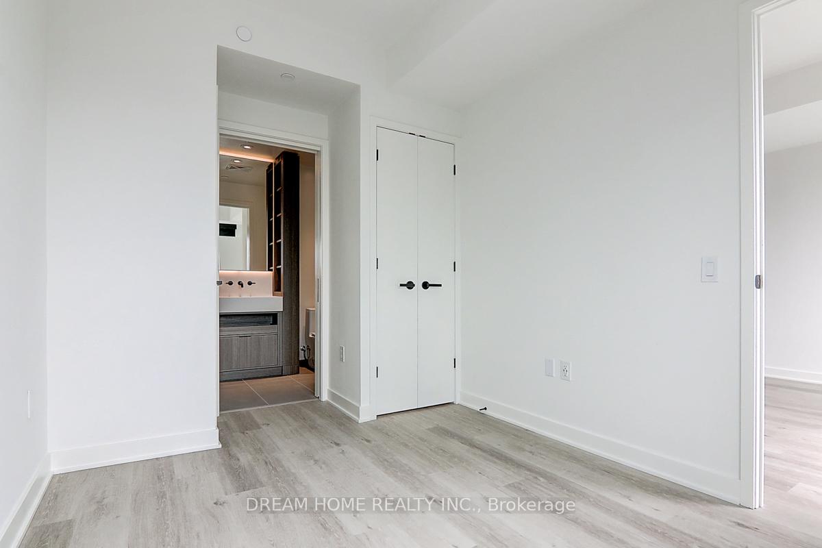 Photo 36 of Unit 3002, 55 Charles Street E, Toronto, Church-Yonge Corridor — HOMEH