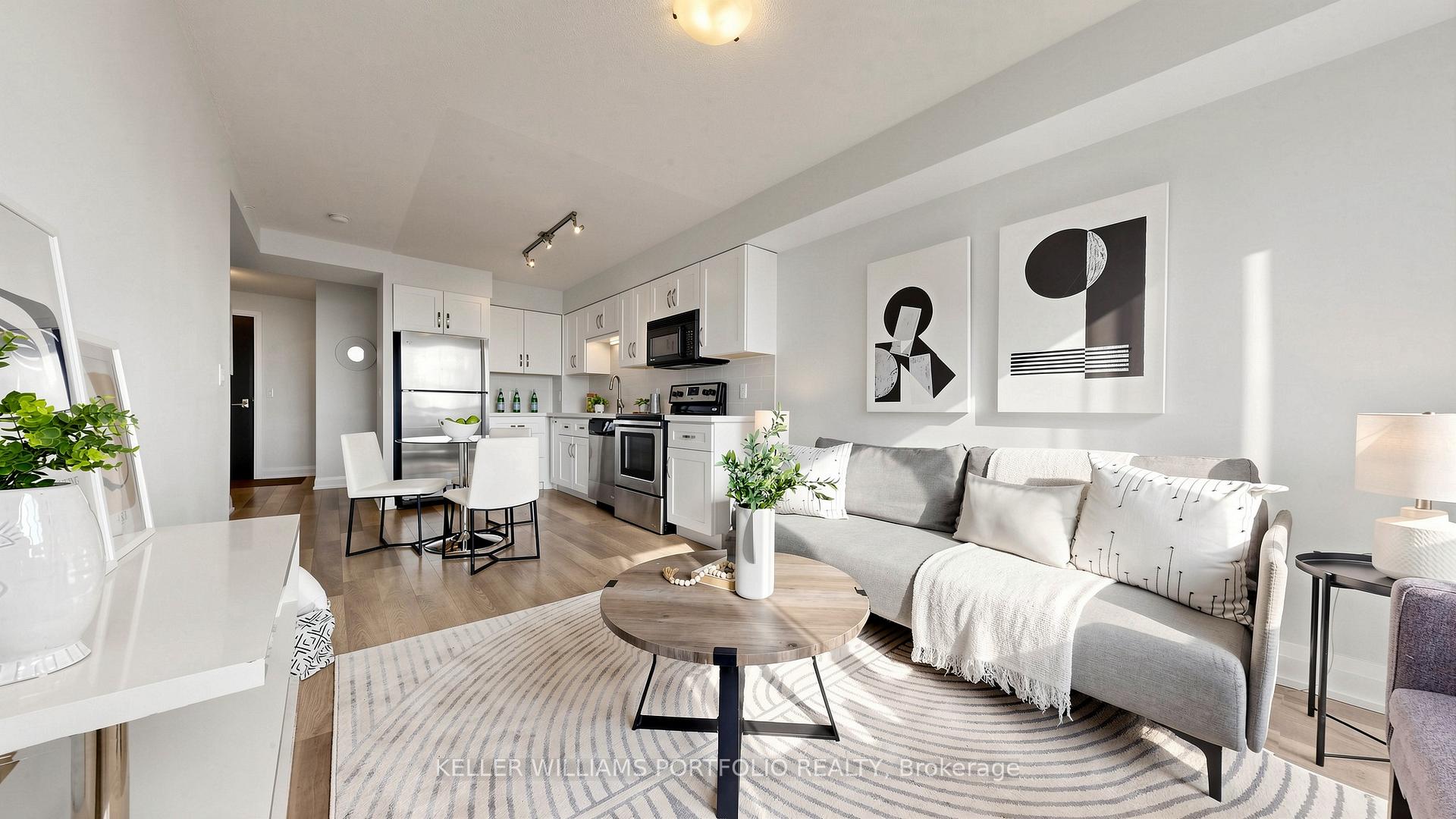 Photo 2 of Unit 303, 376 Highway 7, Richmond Hill, Doncrest — HOMEH