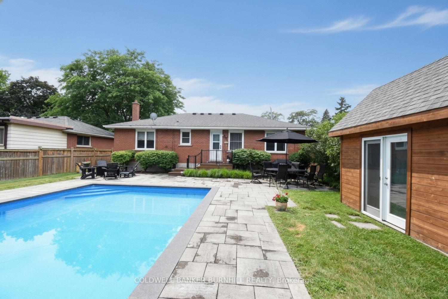 Photo 29 of 1087 Maplehurst Avenue, Burlington, LaSalle — HOMEH