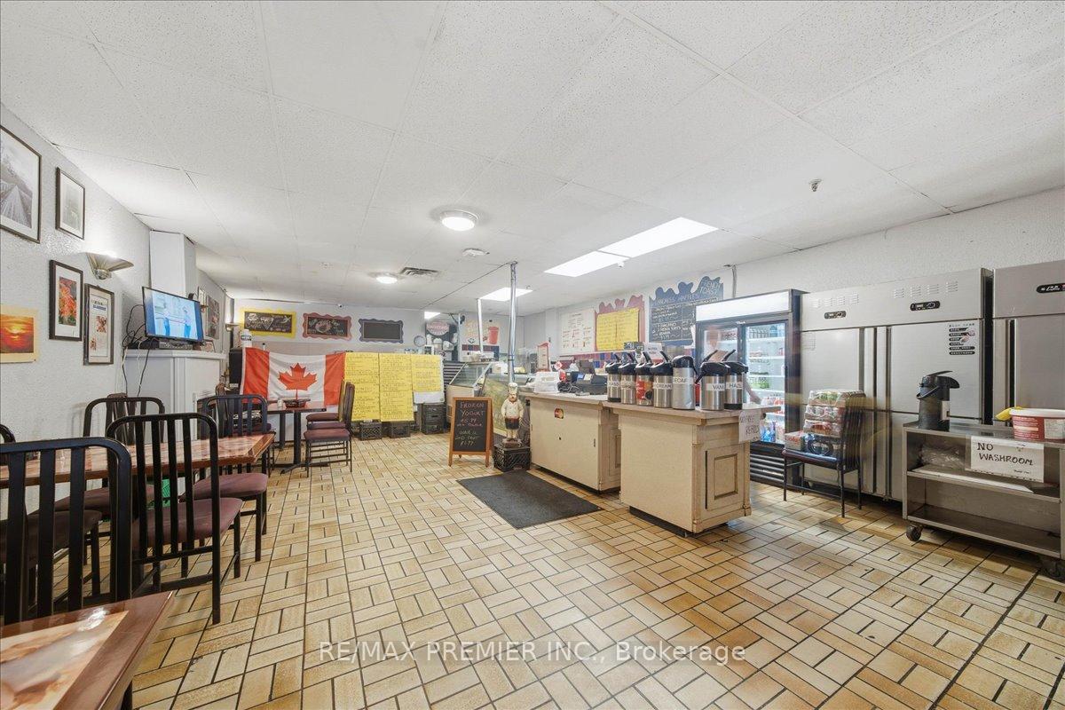 Photo 4 of 184 King Street E, Hamilton, Beasley — HOMEH